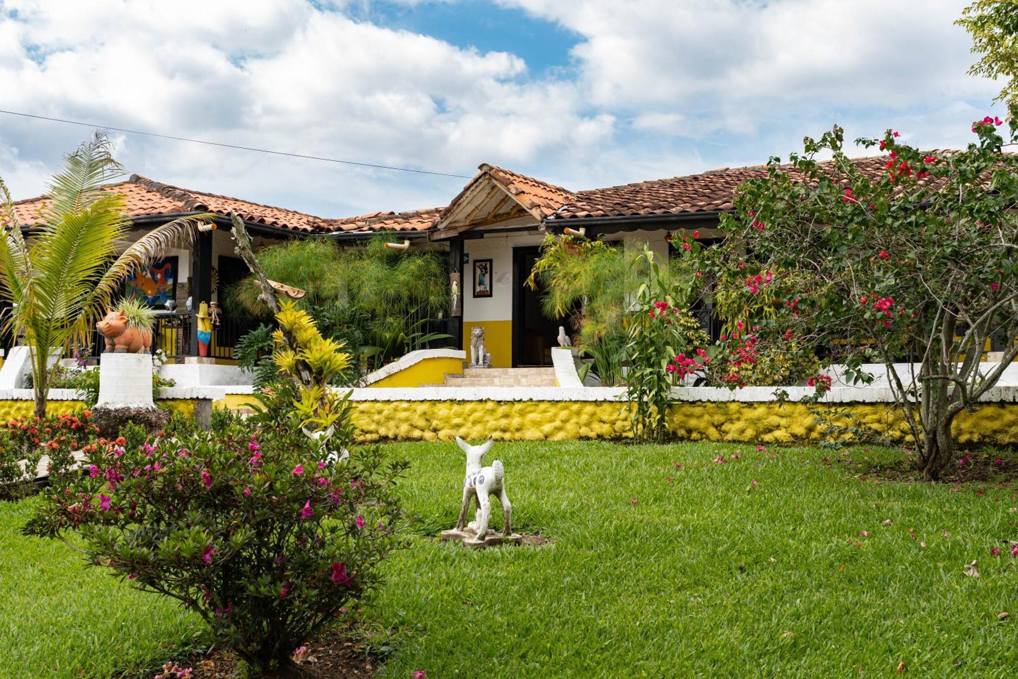 Finca Hotel La Quinta De Torrione Quimbaya Exterior photo