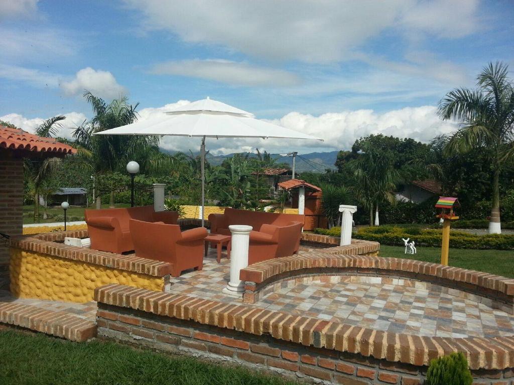 Finca Hotel La Quinta De Torrione Quimbaya Exterior photo