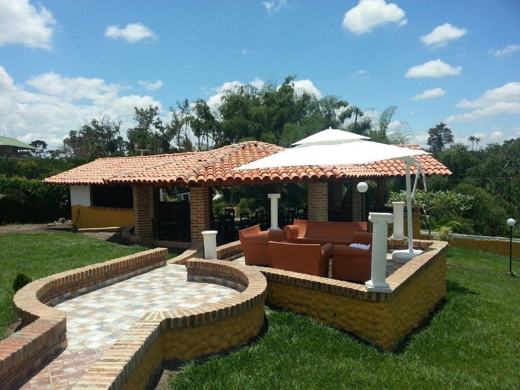 Finca Hotel La Quinta De Torrione Quimbaya Exterior photo